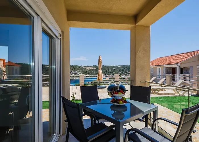 Olea Daire Veliki Drvenik