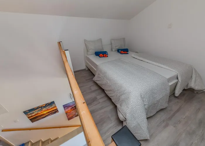 Daire Olea Veliki Drvenik